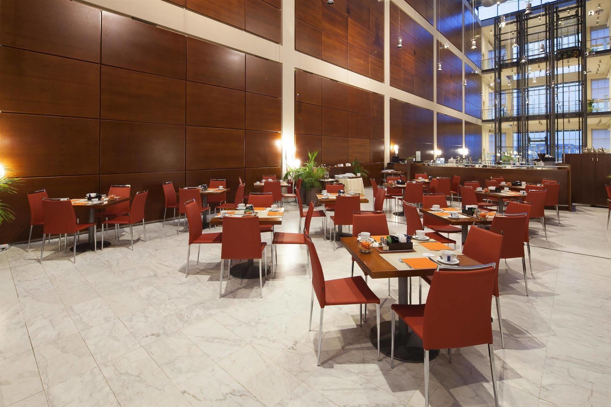 Hotel Doubletree By Hilton Lingotto